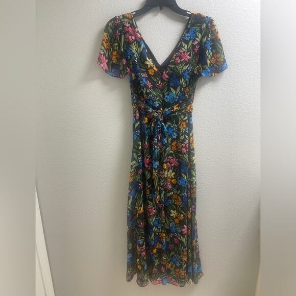 Kensie Blossoms Floral Print V-Neck Short Sleeve A-Line Dress size Zero - Picture 9 of 16
